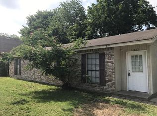303 W 4th St, Weatherford, TX 76086