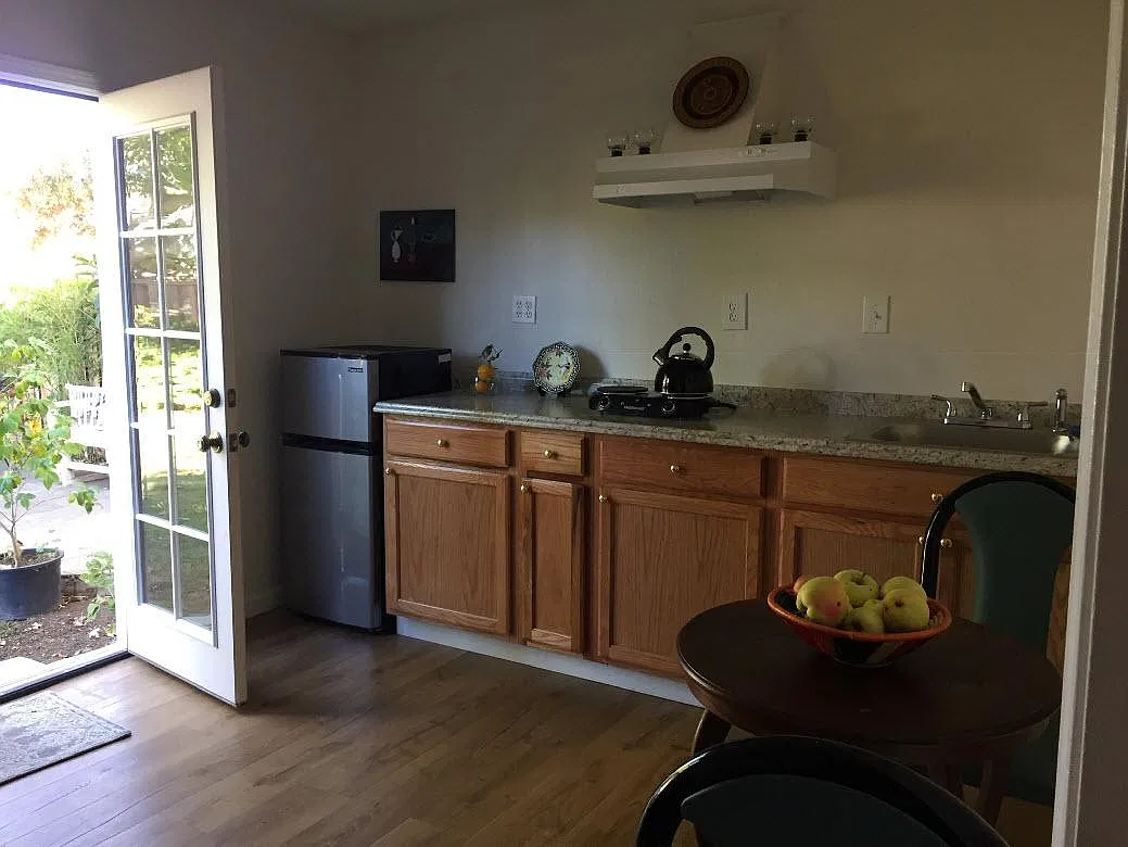 1 bed, $2,000 — Photo 3