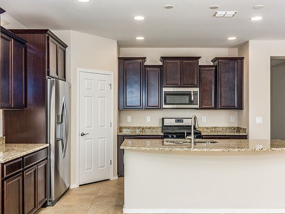 2nd image of 25924 W Tonto Ln