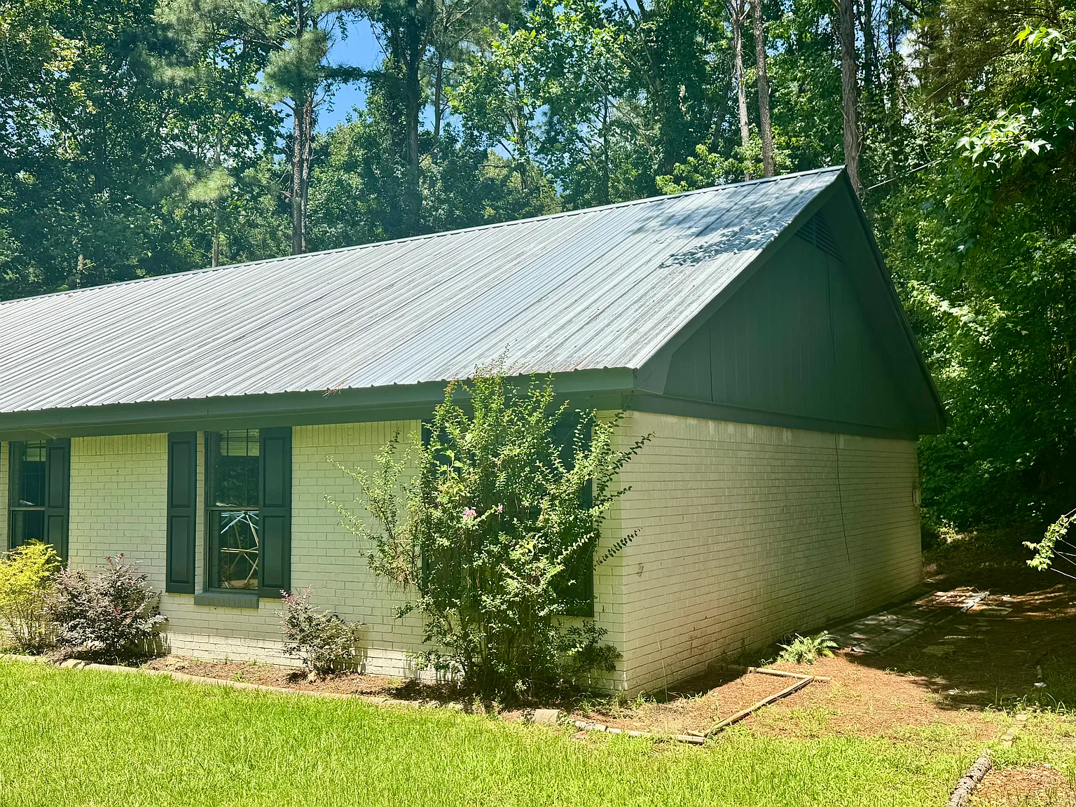 4 bed, 1644 sqft, $1,850 — Photo 4