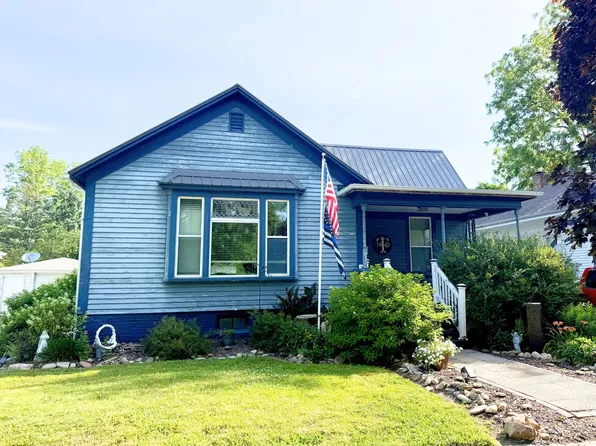 227 W Pells St, Paxton, IL 60957