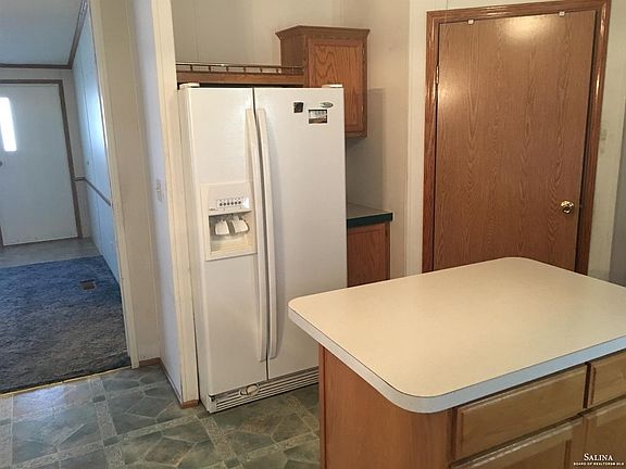 5th image of 214 N Lincoln St