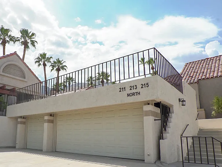 Canyon Cir N — Photo 44