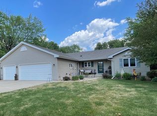 15850 Bergen Rd, Lester Prairie, MN 55354