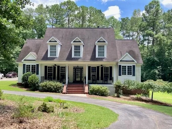 255 Stonegables Dr, Gray, GA 31032