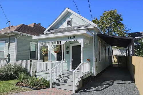 2119 Freeman St Photo 1