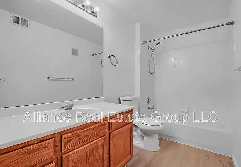 9991 E Idaho Cir #1-unit 201 — Photo 11