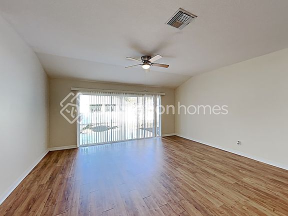 5th image of 3420 68th Street Cir E