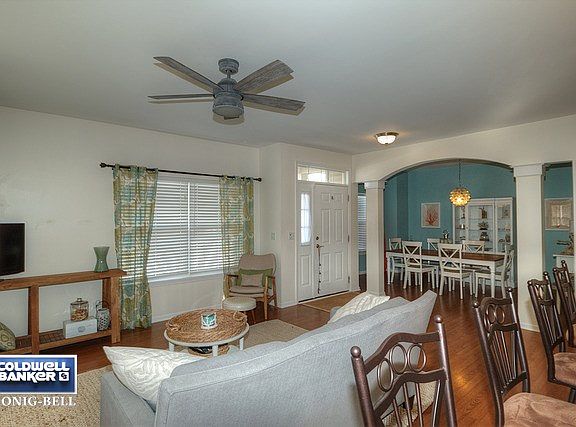 3rd image of 1723 Fieldstone Ct
