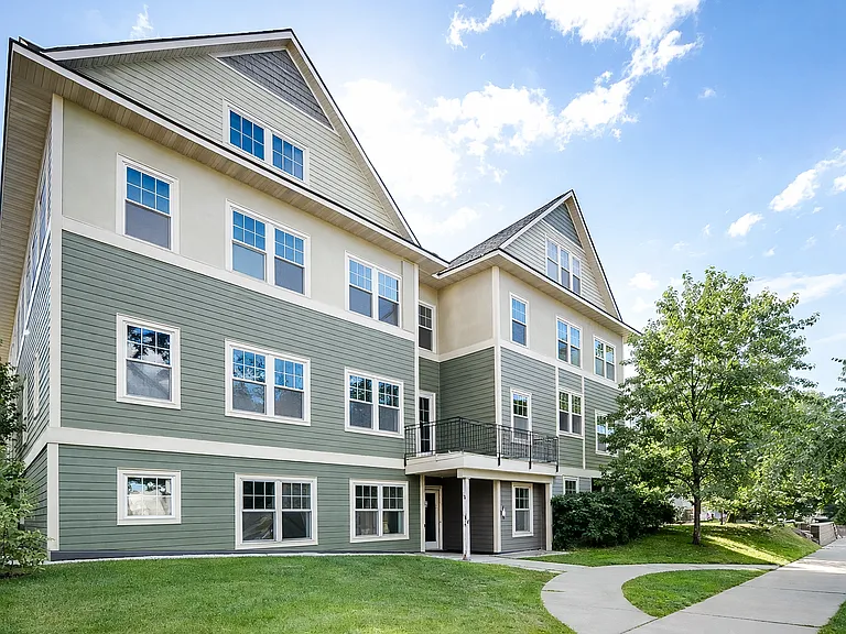 Eagle Crossing Apartments — Photo 3
