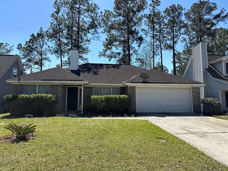 42 Bluelake Blvd — Photo 1