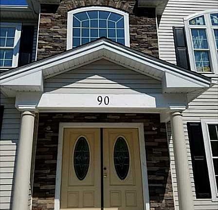 2nd image of 90 Taggart Ct