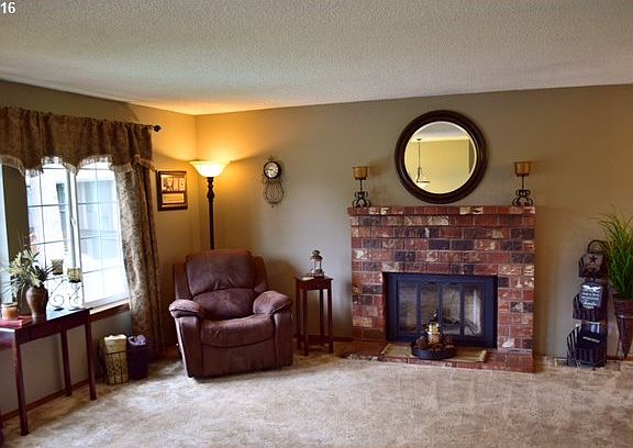 5th image of 8207 NE 139th Ct