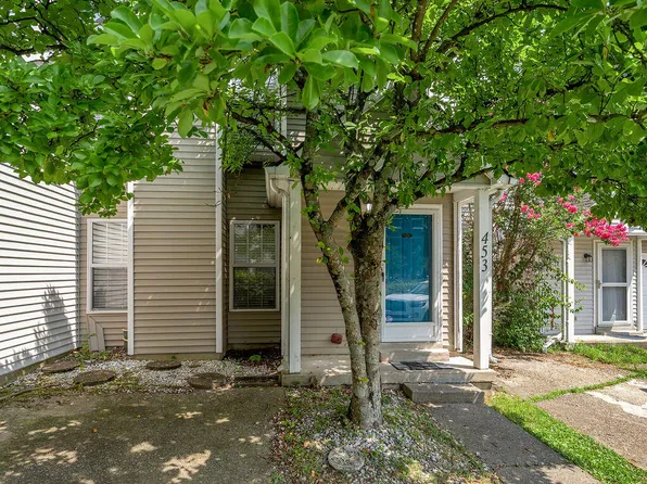 453 Windfield Pl, Lexington, KY 40517