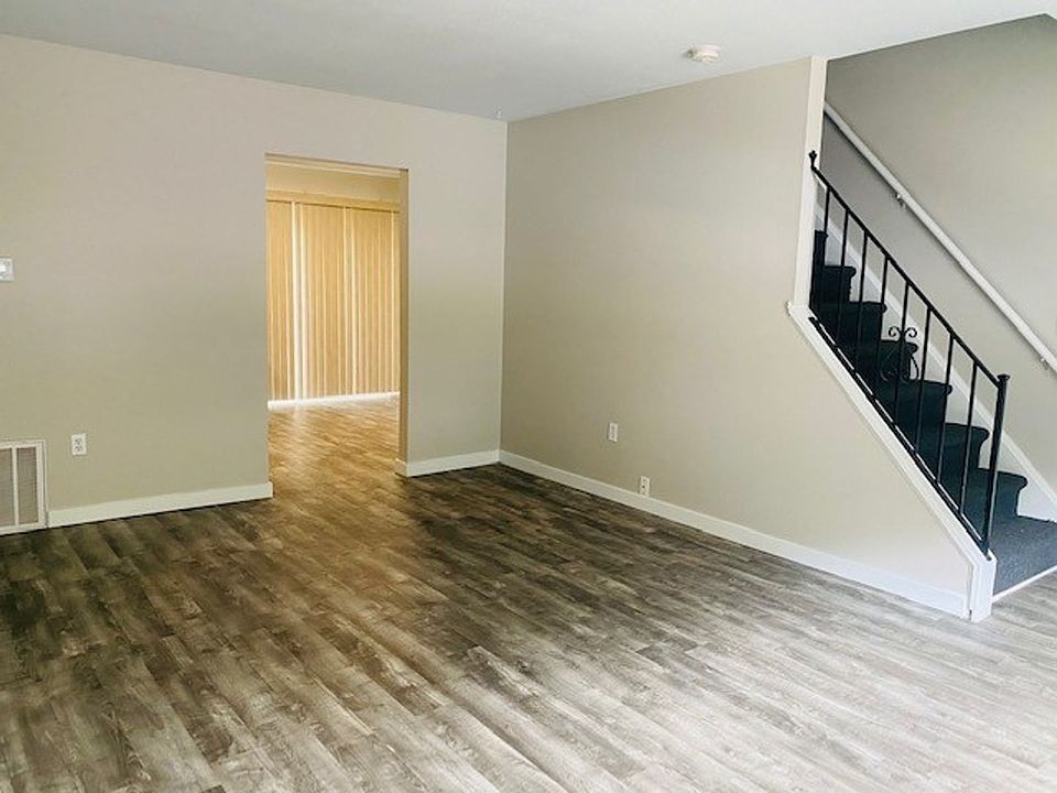 Oaks of Newport Apartment Rentals Newport, KY Zillow