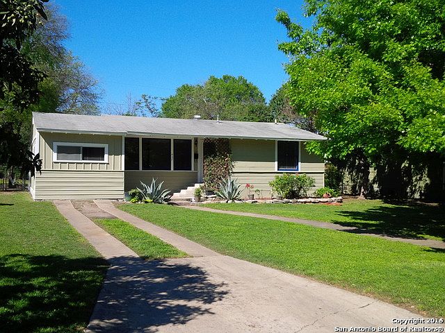 1st image of 427 Devonshire Dr