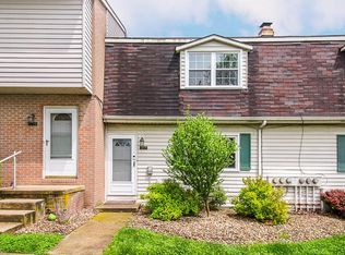1317 S Sandelwood Oval, Kent, OH