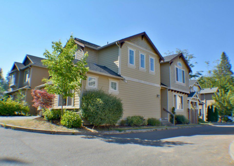 1st image of 2723 158th St SW