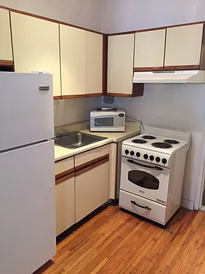 Rented by ALTER REALTY CO INC | media 35