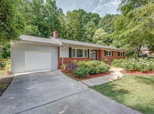 2915 Whitson Rd, Gastonia, NC 28054