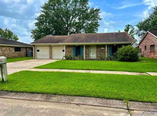 1305 Walnut Dr, Morgan city, LA 70380