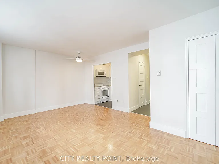 55 Isabella St #1204 — Photo 9