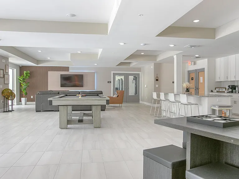 Fern Grove Apartments — Photo 13