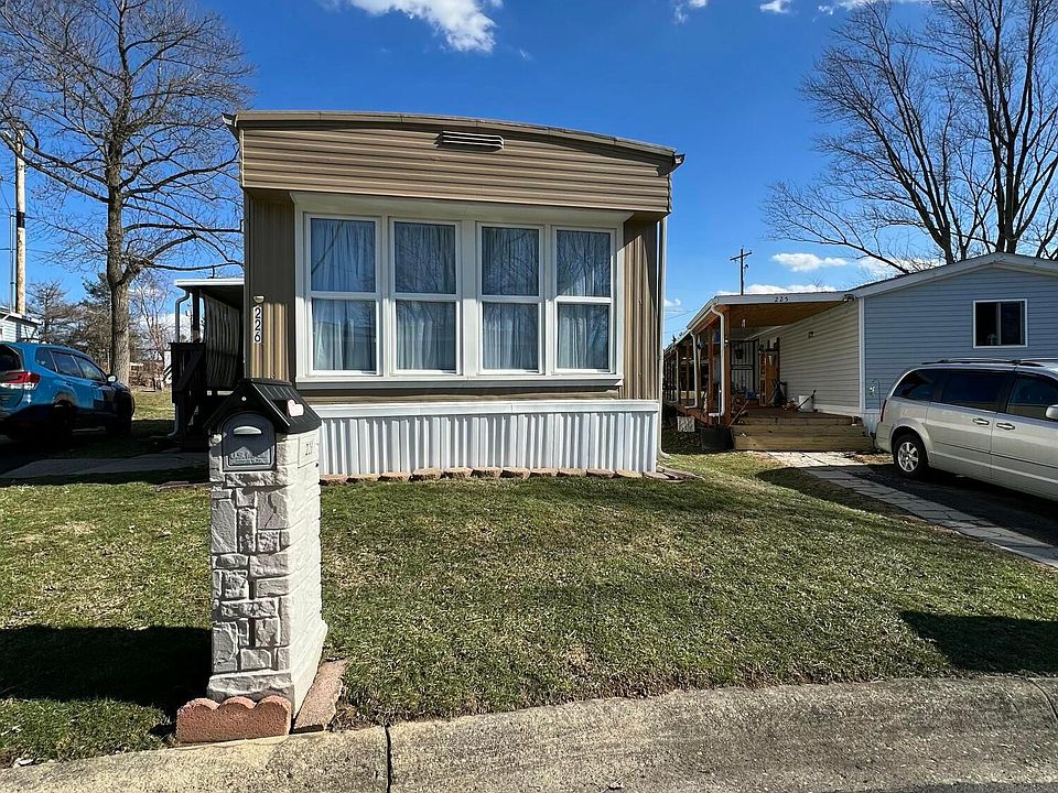 1st image of 226 Norman Ln