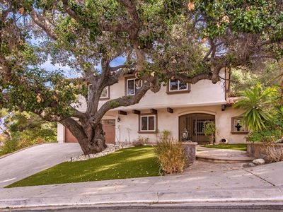 300 Hickory Grove Dr, Thousand Oaks, CA, 91320