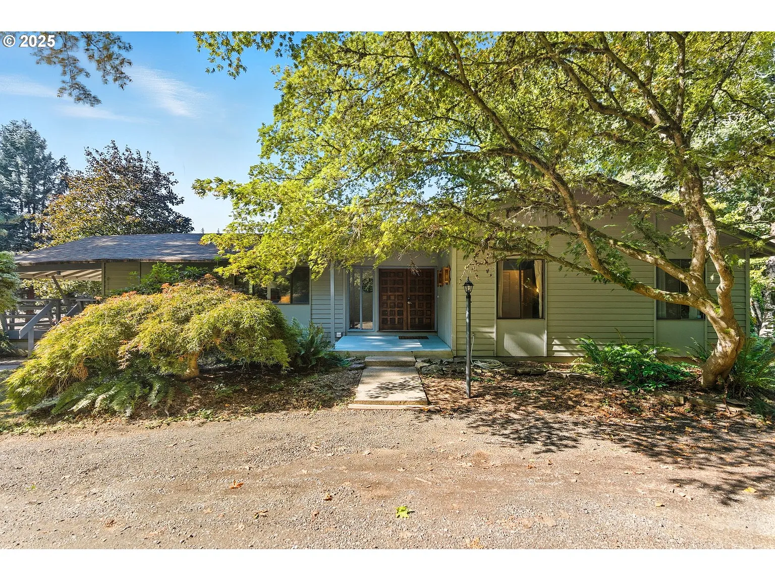 9151 SE Hideaway Ct photo 1