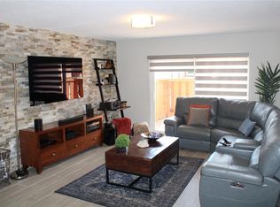7201 Miami Lakes Dr APT B13, Hialeah, FL 33014