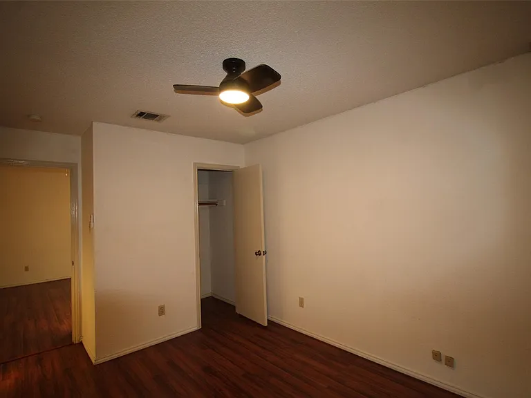 8622 Piney Creek Bnd — Photo 20