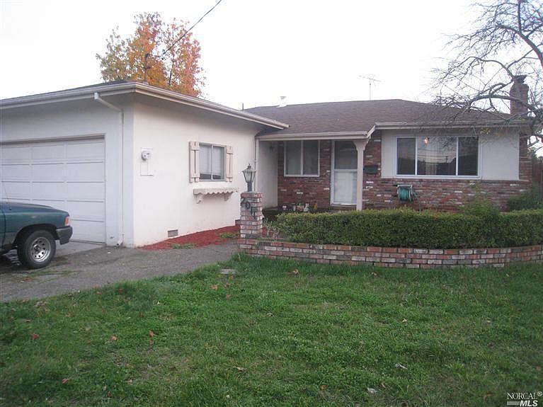 1st image of 2011 Janette Dr