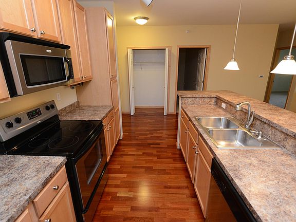 5th image of 12501 Nicollet Ave S #218