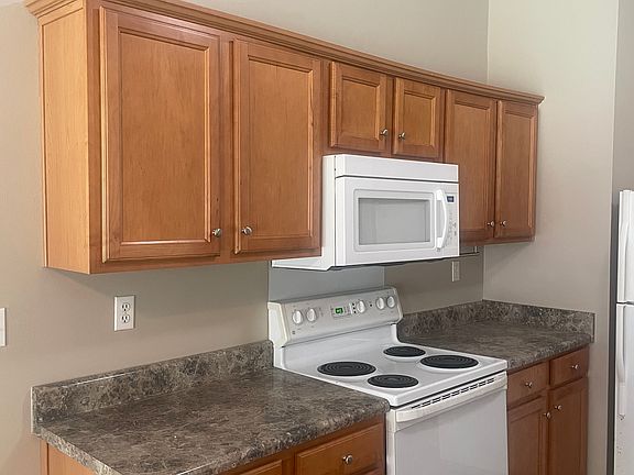 5th image of 3811 Timber Lake Dr