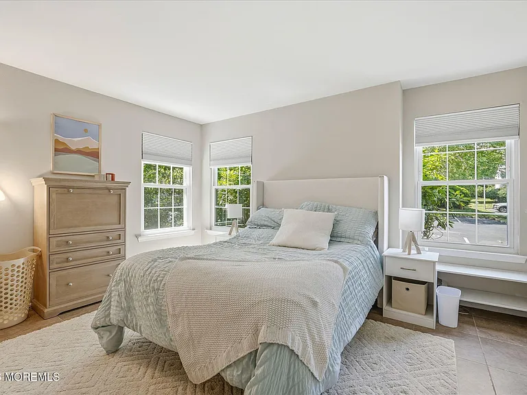 17 Hackamore Ct — Photo 8