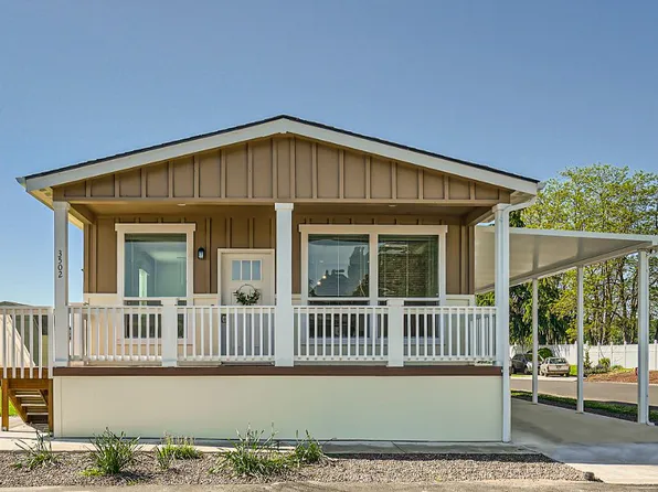 3bd/3ba Plan, Lakeside Village