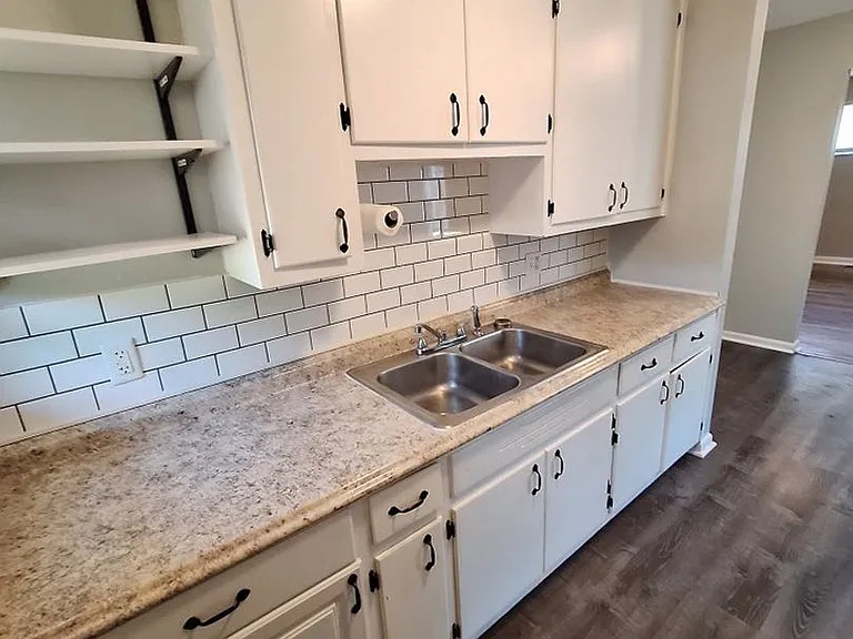 838 Ridge Rd — Photo 6