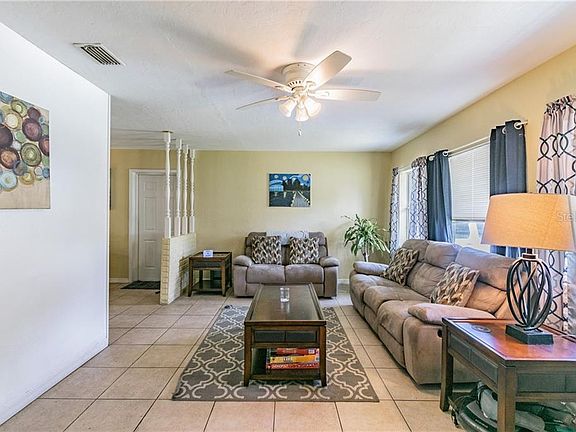 4th image of 718 27th Ave S
