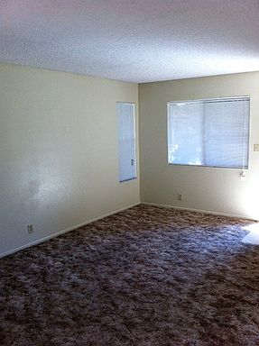 5th image of 14848 Sequoia Ave APT 9