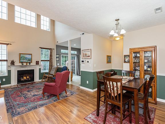 4th image of 5655 Polk Dr