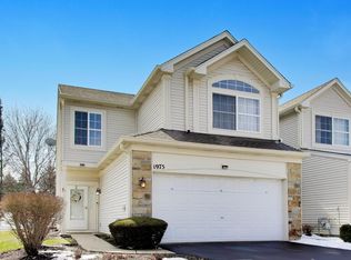 1975 Misty Ridge Ct #1-1, Aurora, IL