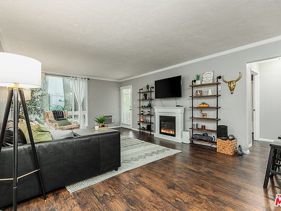 3rd image of 4900 Overland Ave Unit 127