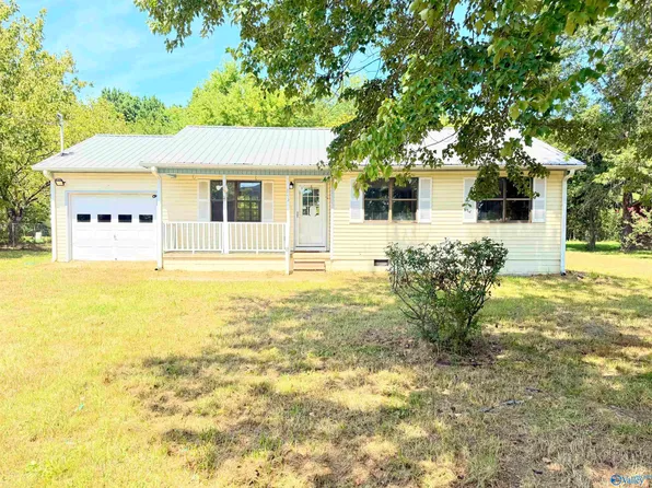 2435 Charity Ln, Hazel Green, AL 35750