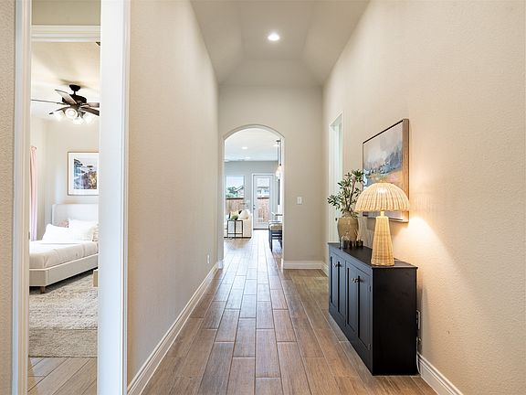 3rd image of 8620 Holliday Creek Way