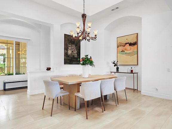5th image of 51053 Marbella Ct