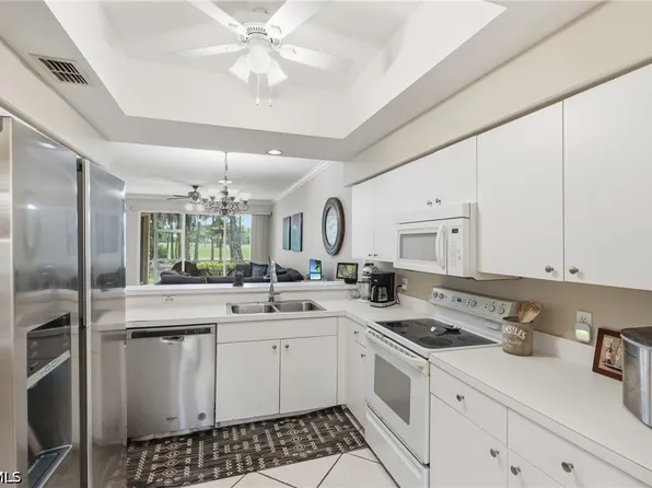 8045 Tiger Cv APT 502, Naples, FL 34113