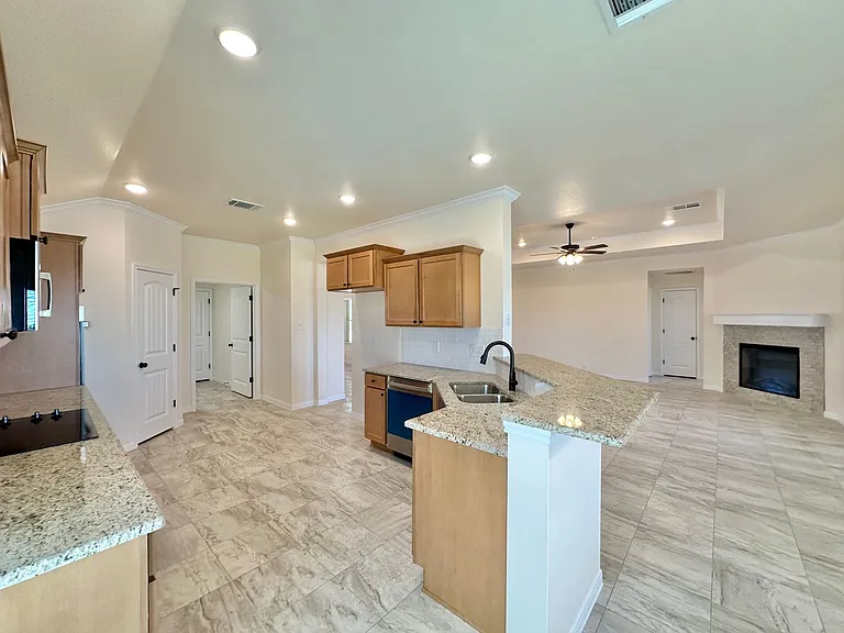 905 Galloway Dr — Photo 14