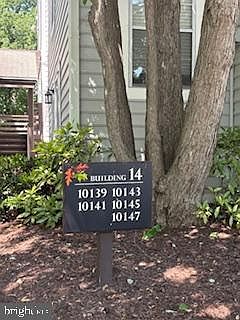 2nd image of 10143 Oakton Terrace Rd