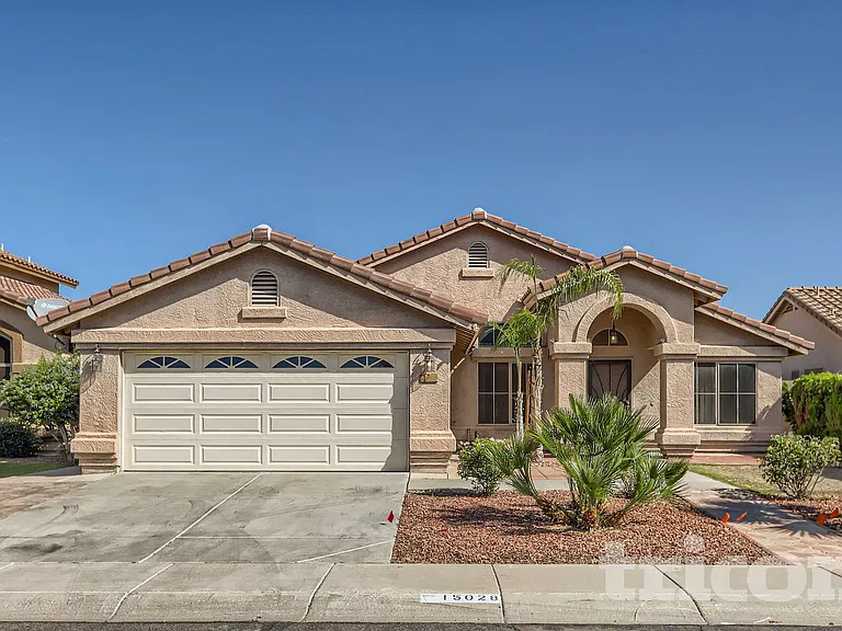15028 W Elko Dr — Photo 2